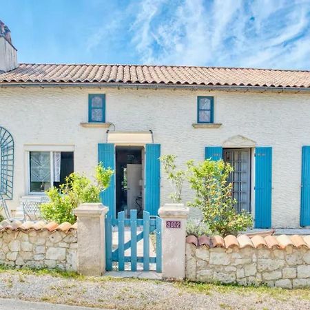 Villa Charmante A Bosset Avec Piscine Partagee ภายนอก รูปภาพ