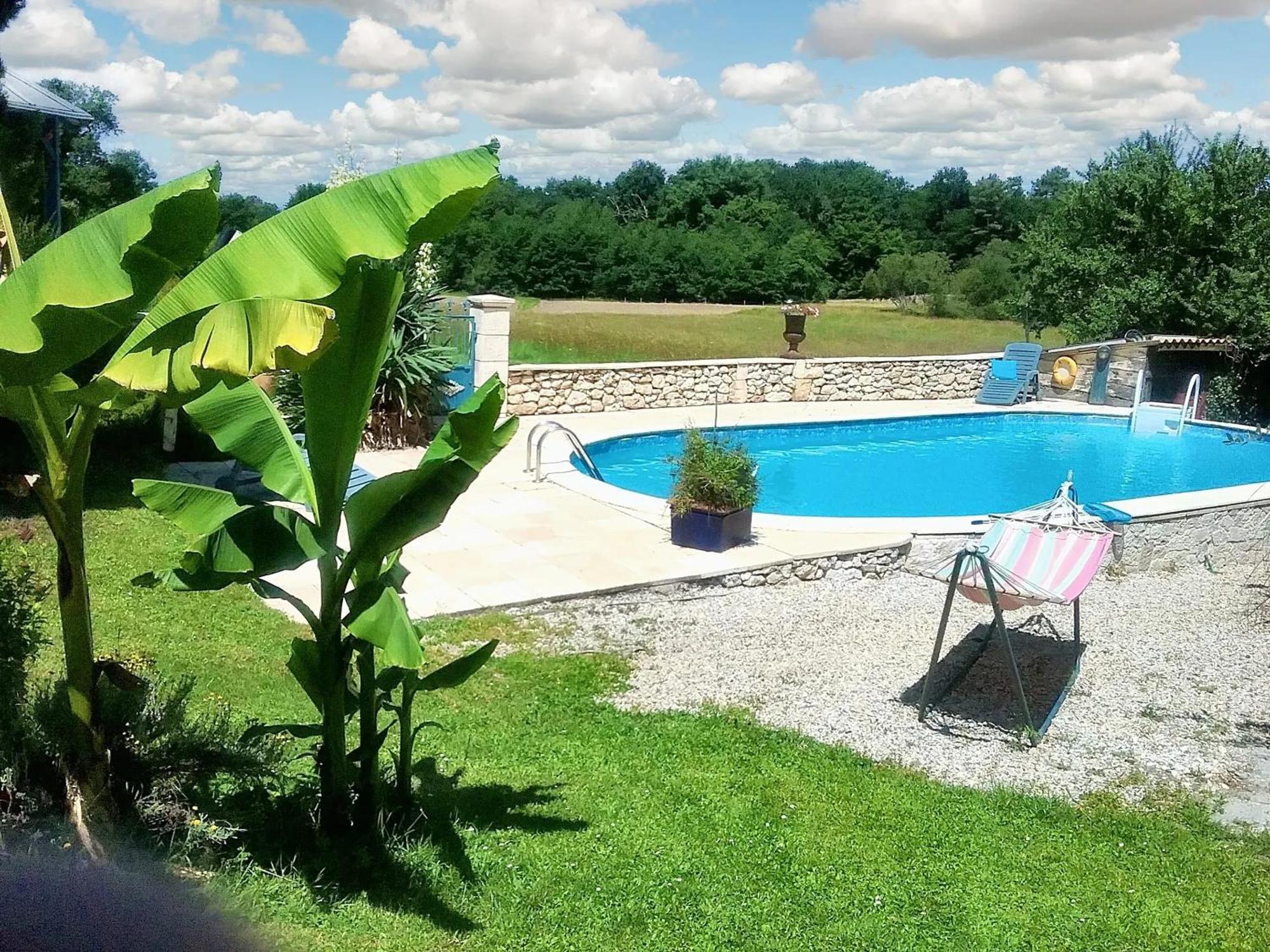 Villa Charmante A Bosset Avec Piscine Partagee ภายนอก รูปภาพ