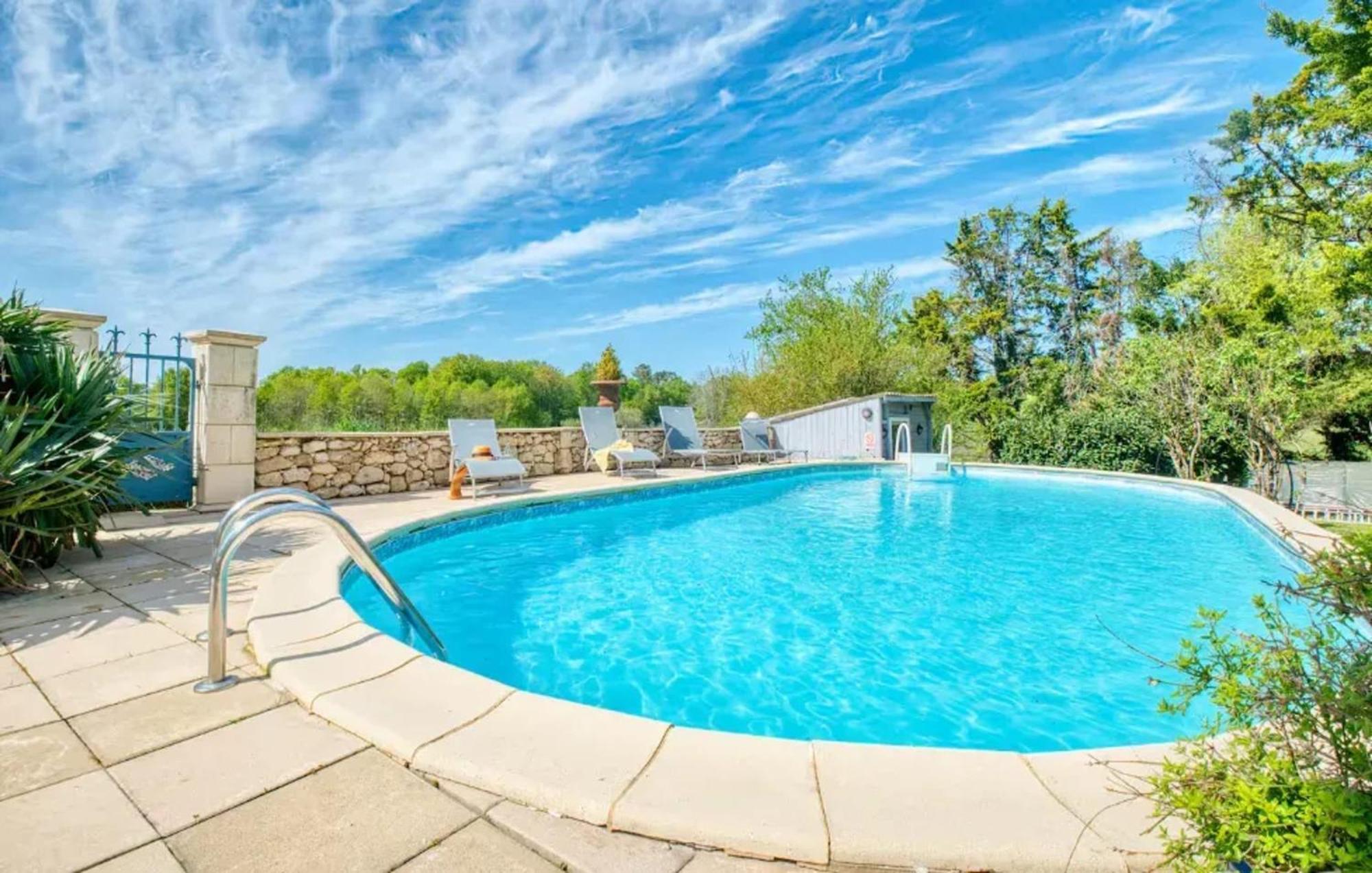 Villa Charmante A Bosset Avec Piscine Partagee ภายนอก รูปภาพ